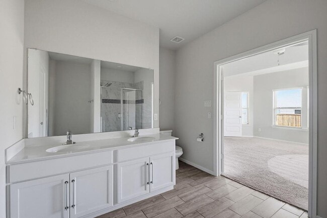 Building Photo - FREE 50" TV IF MOVE-IN BY 4/15/26 Stunning 4-Bedroom Home in Crowley