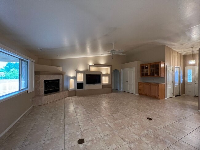 Building Photo - 7378 E Mingus Trail