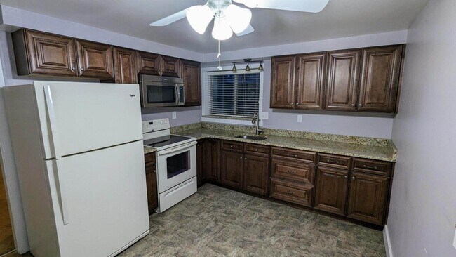 Kitchen - 11338 S 2700 W
