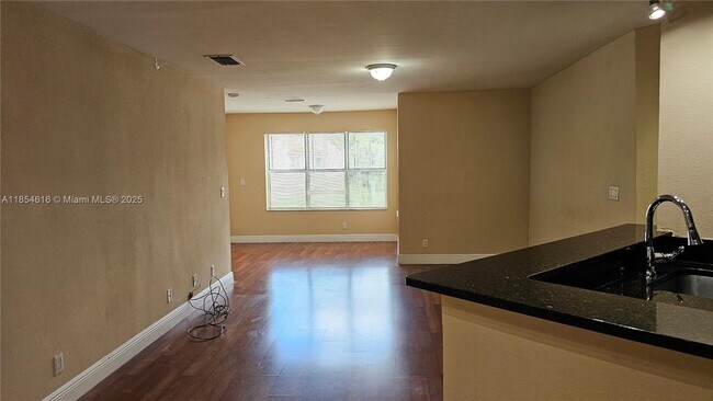 Building Photo - 3360 Pinewalk Dr N