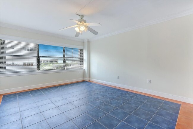 Building Photo - 550 Ocean Dr