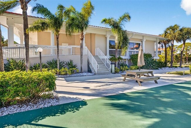 Building Photo - 1805 Mariner Dr