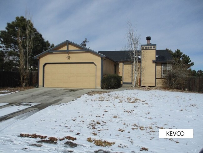 Primary Photo - Stunning Home in Central FoCo!