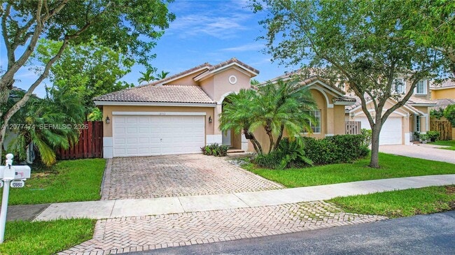Building Photo - 13950 SW 155th Ct