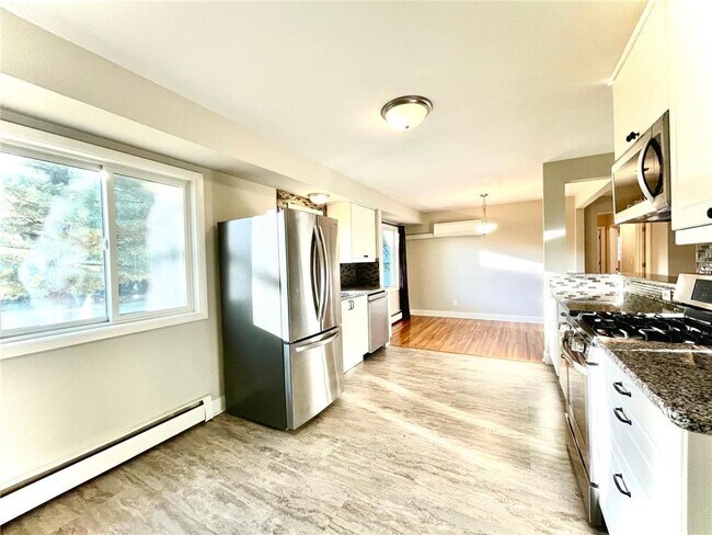 Building Photo - 5559 Turtle Lake Rd