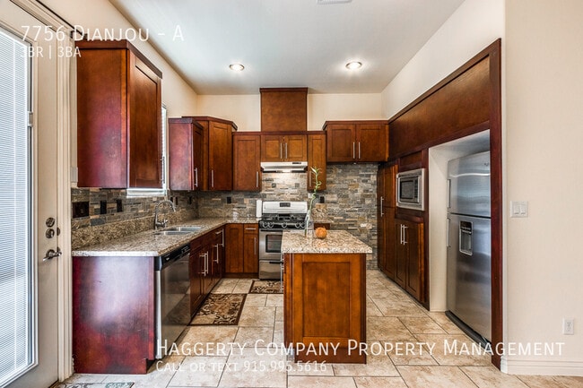 Building Photo - 7756 Dianjou-A