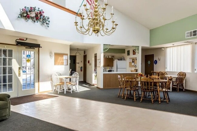 Building Photo - 787 NW Canal Blvd