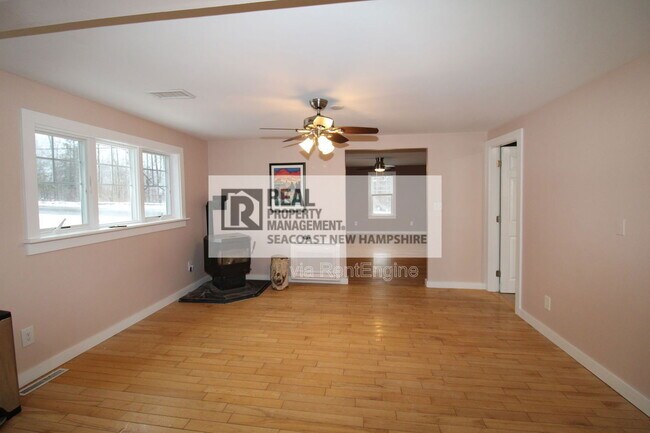 Building Photo - 182 Madbury Rd