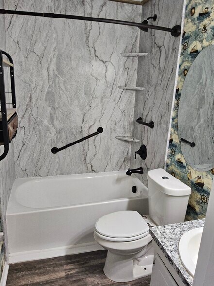 Building Photo - 519 Parkdale Dr