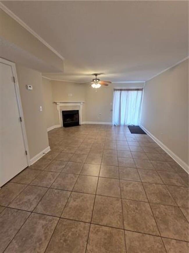 Building Photo - Water Front Condo