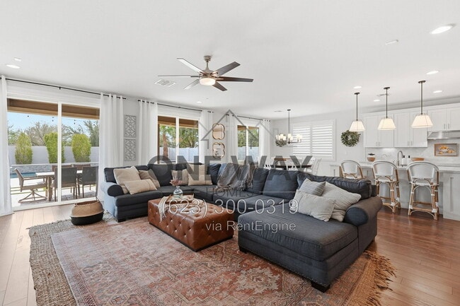 Building Photo - 5102 S Tatum Ln