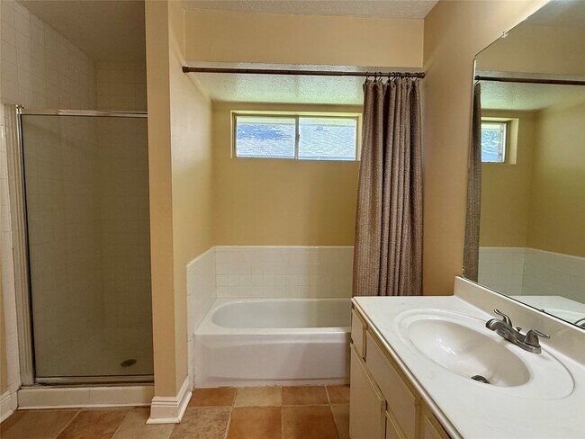 Building Photo - 14419 Golden Cypress Ln
