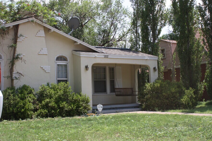 Building Photo - 2513 20th St