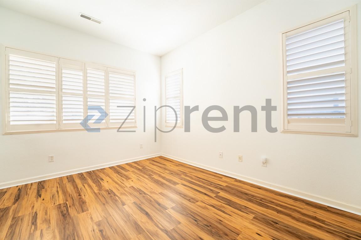 Building Photo - 7421 Earlsmoore Dr