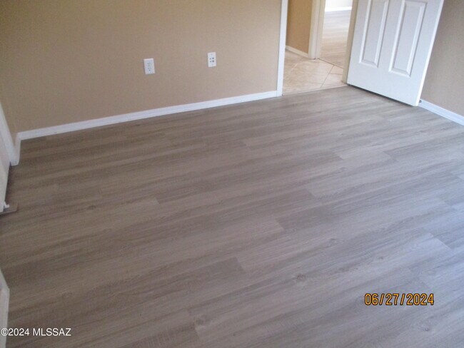 Building Photo - 14488 S Camino Tierra Luna