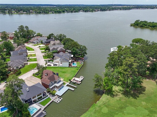 Building Photo - 12986 Wood Harbour Dr