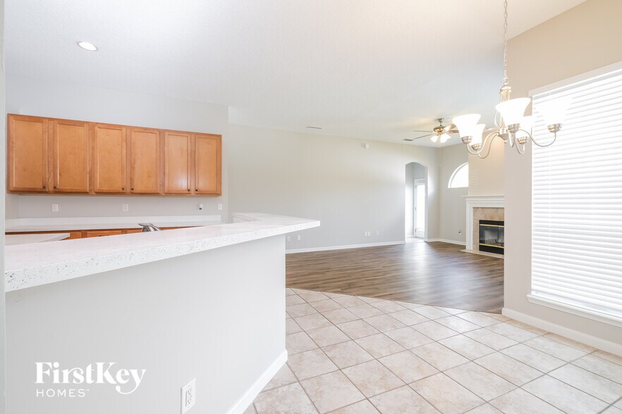 Building Photo - 3532 Silver Bluff Blvd