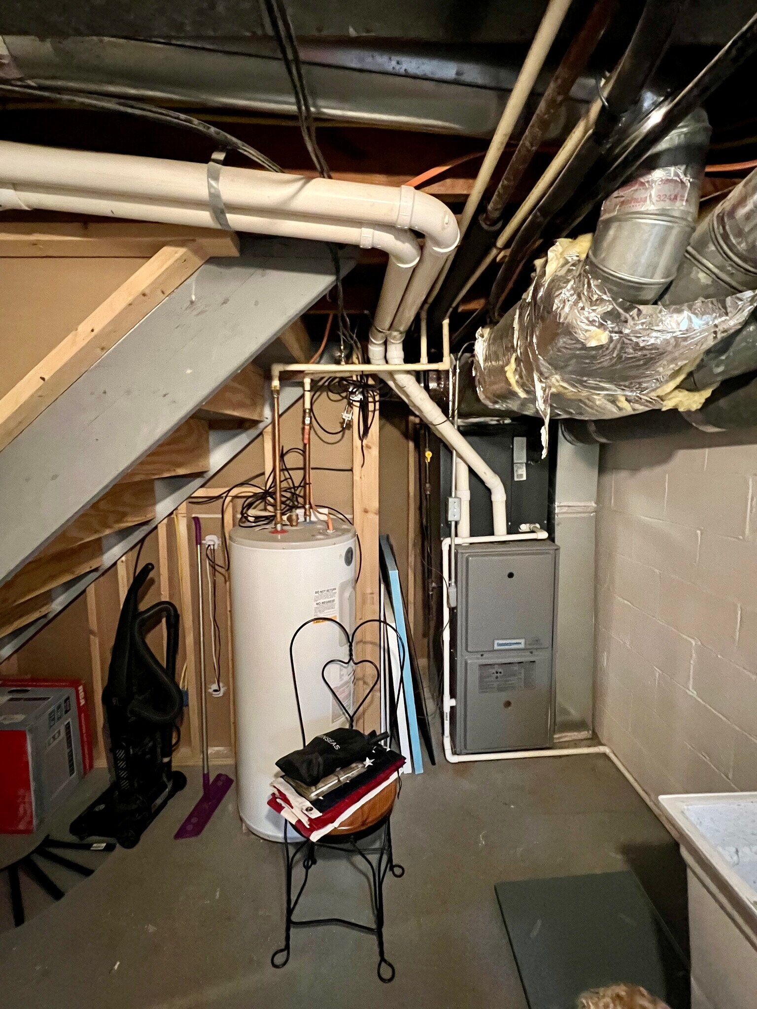 Ample storage in basement - 1797 Northwest Blvd