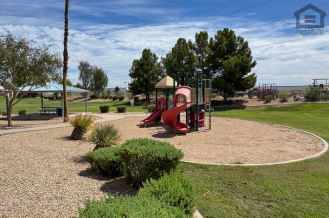 Building Photo - 3Bed/2Bath House at Northern Ave/87th Ave! Ready for Immediate Move-In! – Corner Lot!
