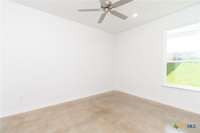 Building Photo - 3903 American Elm Dr