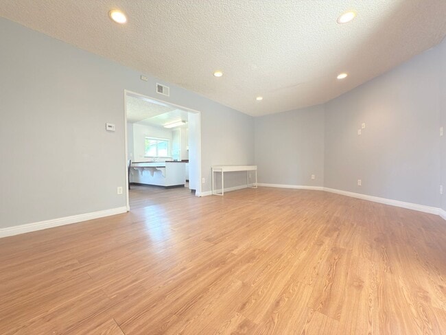 Building Photo - 9630 Wilbur Ave