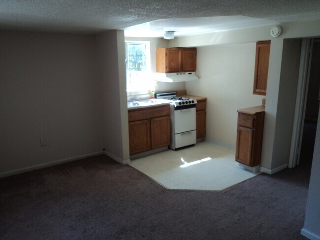 Building Photo - 00833