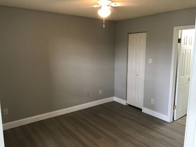 Building Photo - 3716 Idlebrook Cir