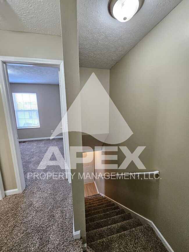 Building Photo - Nice 2 Bd | 1.5 Ba Townhouse in West Knox ...