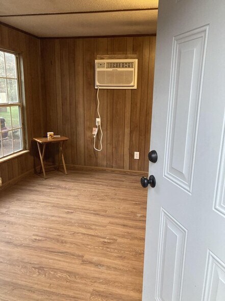 Building Photo - 179 Quarry Ln