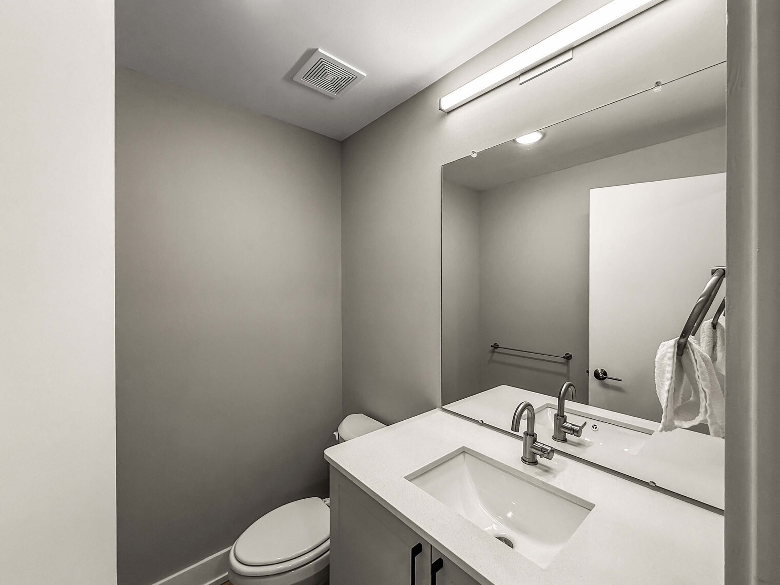 Building Photo - 626 N Delaware Ave