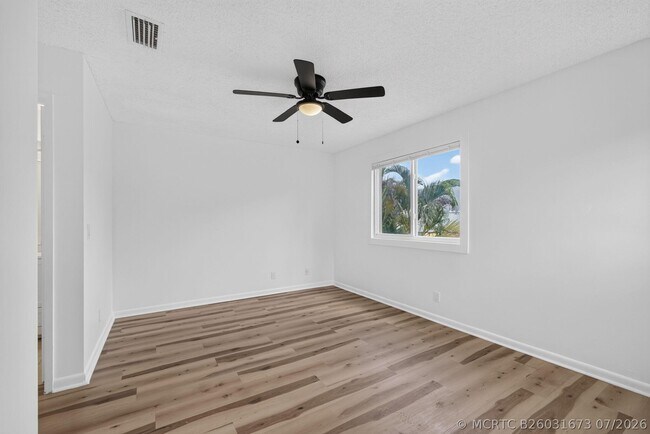 Building Photo - 6391 Riverwalk Ln