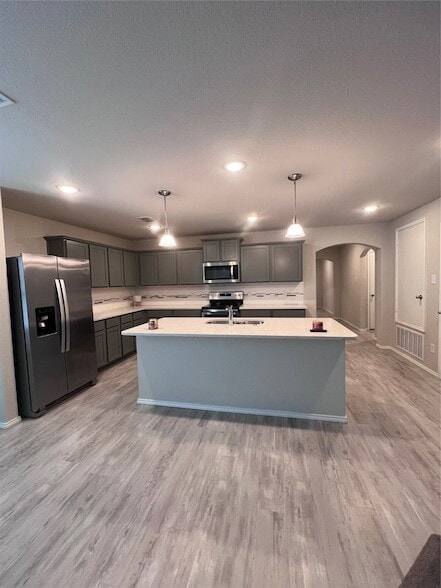 Building Photo - 7400 Gangway Dr