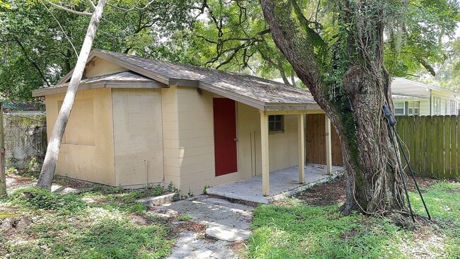 Building Photo - 3/1.5 Historic Bungalow Home in Tampa/Ybor...