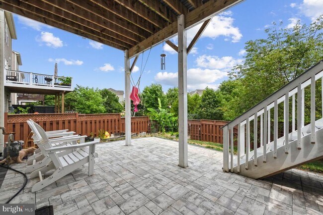 Building Photo - 25148 Sweet Myrtle Square