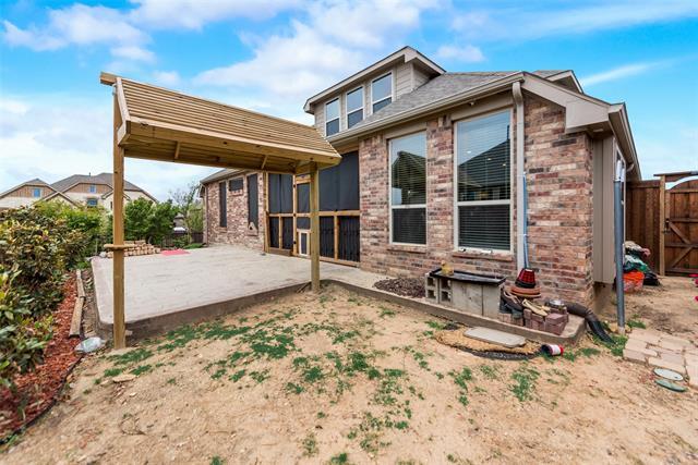Building Photo - 2025 Zander Dr