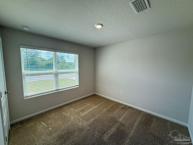 Building Photo - 2308 Kirkwood Dr
