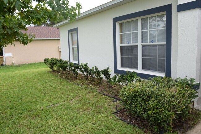 Building Photo - Quaint 3 Bedroom, 2 Bath Ranch Home – A Tr...