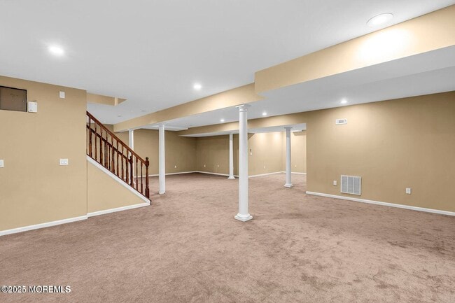 Building Photo - 95 E Parsonage Way