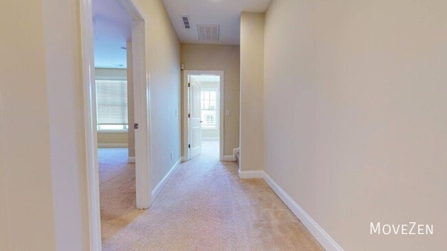 Building Photo - 371 Roberts Ridge Dr
