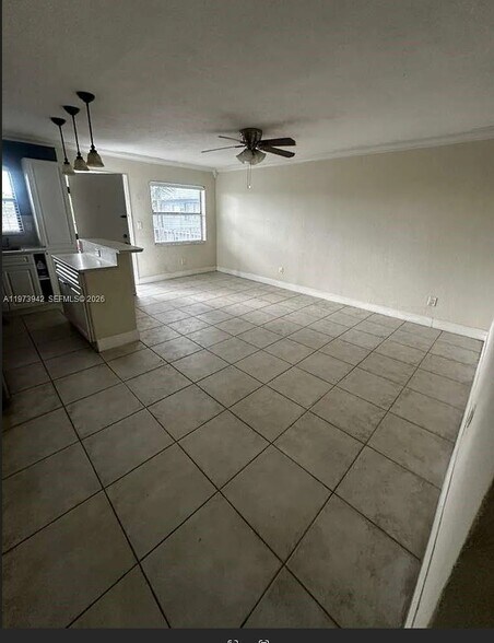 Building Photo - 7101 SW 89th Ct