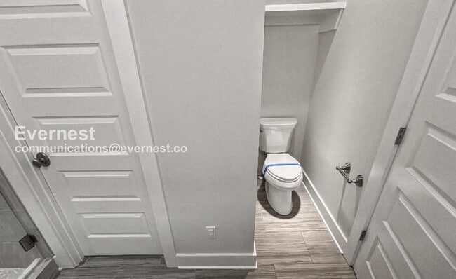 Building Photo - 4 Bed/2.5 Bath Home with Garage / Pet-Friendly / Available Now!