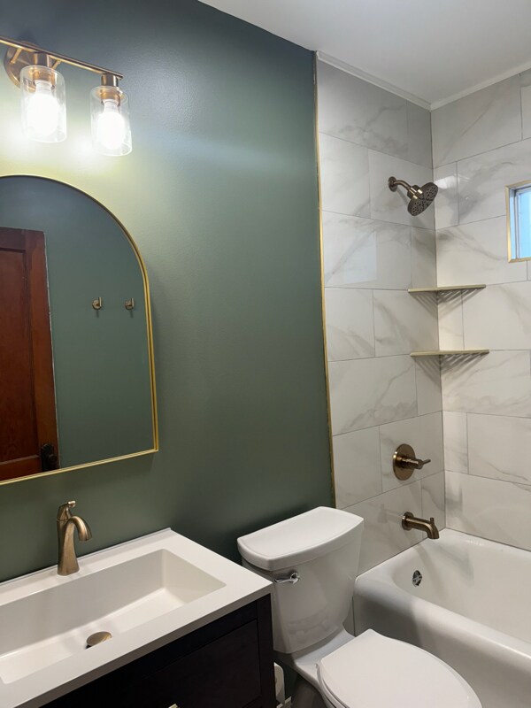 Building Photo - 828 N 41st Ave