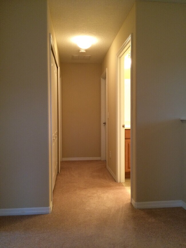 Building Photo - Beautiful 4/5 Bedroom Home in Wyndham Lakes