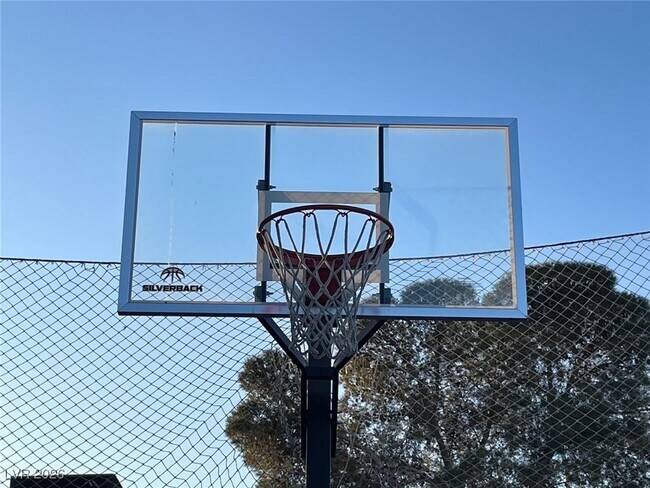 Building Photo - 5243 S Placentia Pkwy