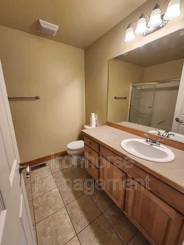 Building Photo - 2685 Typha Court
