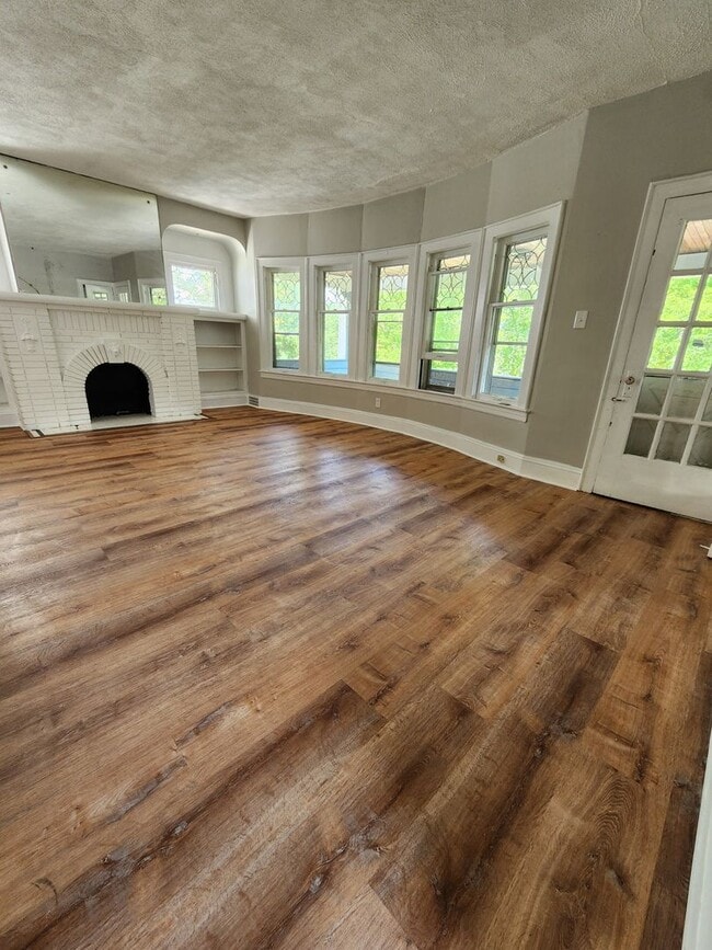 Building Photo - 3634 Hildana Rd