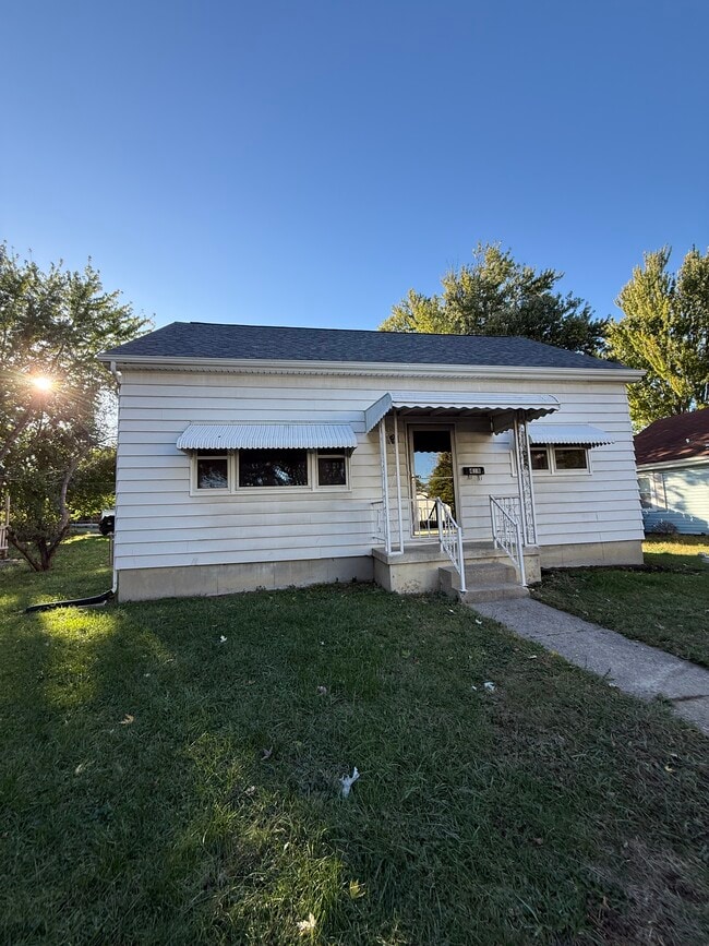 Building Photo - 418 McKinley Ave