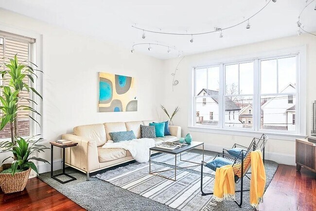 Building Photo - Rare Opportunity – Furnished, Spacious 2 B...