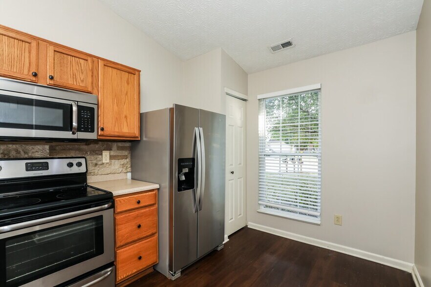 Building Photo - 1150 Grassy Creek Cir