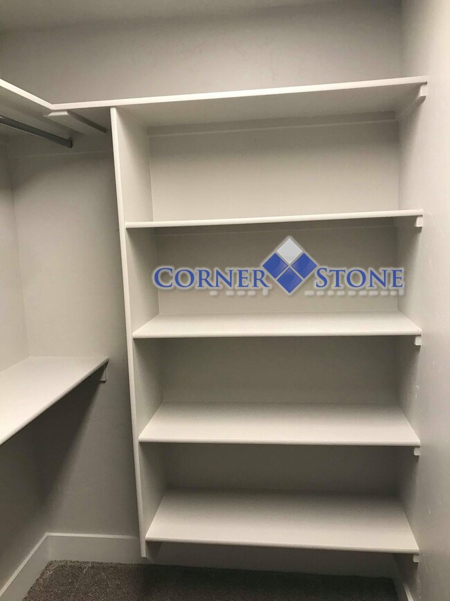 Building Photo - Pet Friendly Home in Boise!!